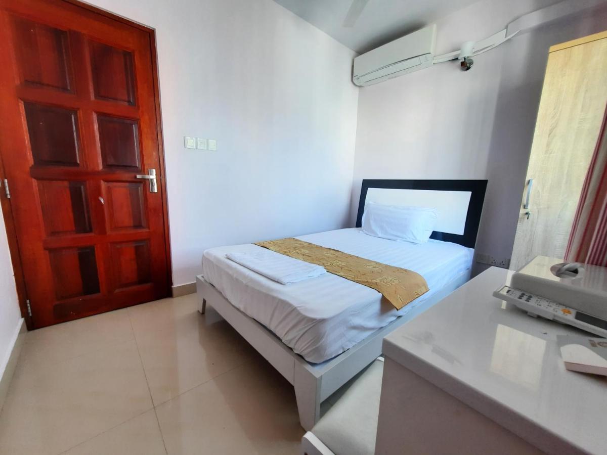 Hotel Octave Maldives Male Zewnętrze zdjęcie